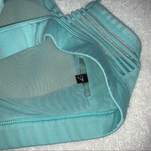 Gymshark Ease Sports Bra 💙 - Picture 6 of 6